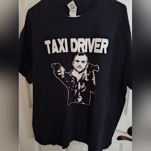 Graphic T-shirt Taxi Diver - Picture 1 of 1